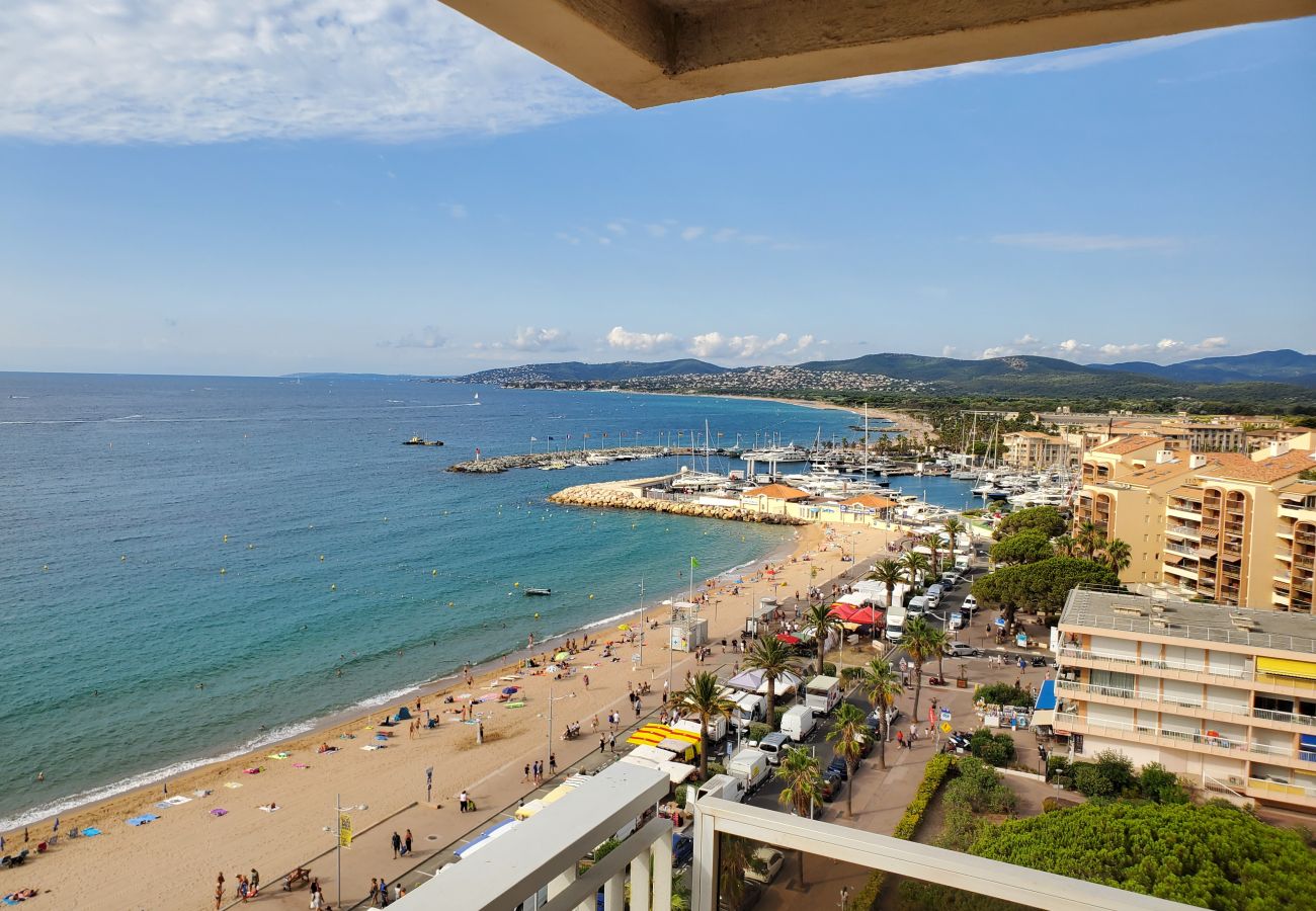 Apartment in Fréjus - FREJUS PLAGE Tour Mediterranée 10th Floor T2 180° sea view Parking