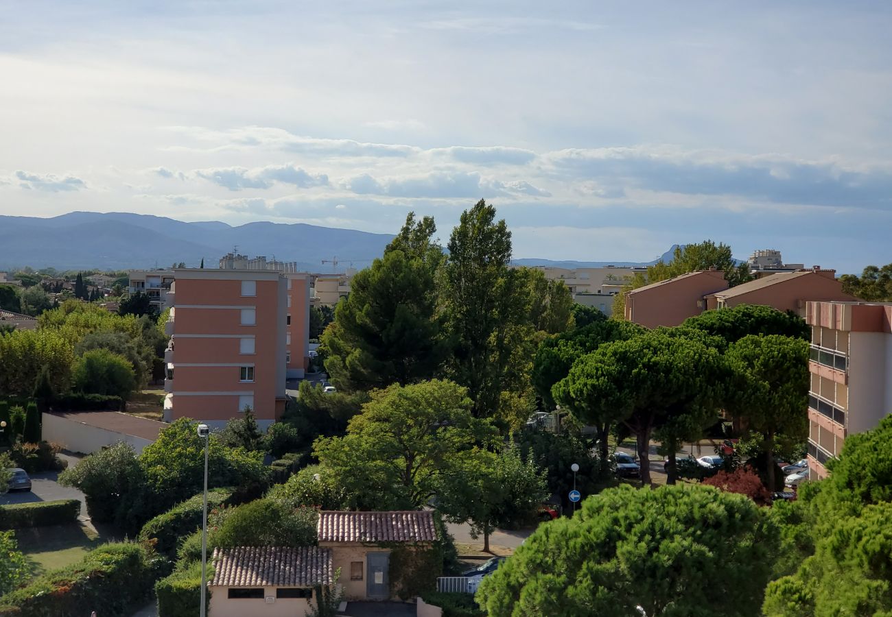 Apartment in Fréjus - Miougrano 3 Rooms Air Conditioned 48m2 Balcony, Swimming Pool, Parking, Close to Everything