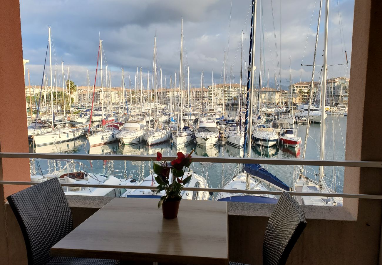 Estudio en Fréjus - Cap Hermès Studio Magnífica vista al puerto 30m2 climatizado 3 personas piscina playas parking