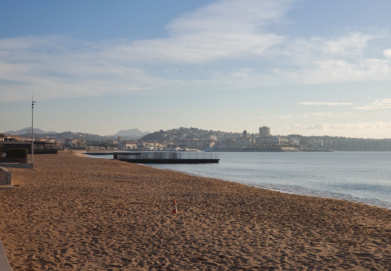 Apartamento en Fréjus - Fréjus-Plage, Vista al mar, T2, 38m2, 4 personas, reformado, aire acondicionado, magnífico