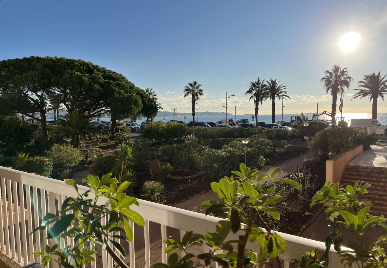 Apartamento en Fréjus - Fréjus Plage, Le Méditerranée, T2 grande, 56 m2, 4 personas, vistas al mar